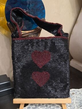 Vtg 1990 Hand-Beaded Black Evening Bag with Red Heart Accents